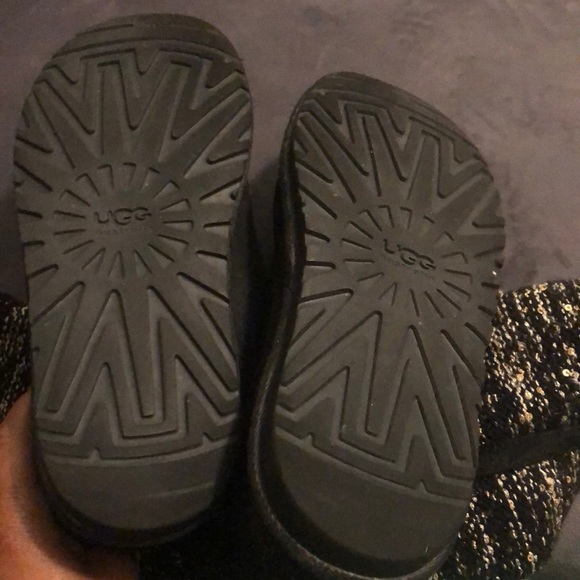Sparkle Ugg boots - Picture 3 of 3